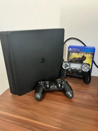 Vendo Ps4 slim!