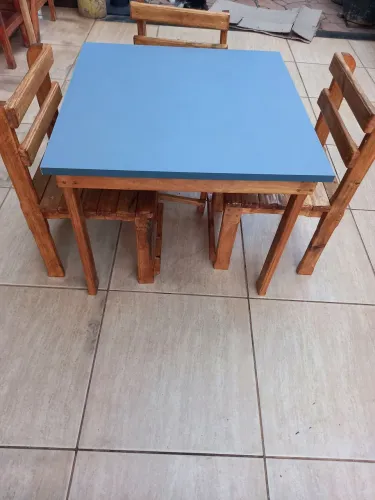 Mesa infantil