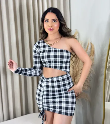 Vestido curto xadrez (veste do 36 ao 42)
