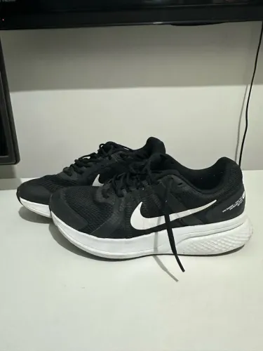 Tênis Nike Run Swift Masculino Preto - Tamanho 40