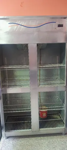 Geladeira galopar em bom estado de conservação 