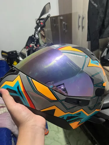 VENDO CAPACETE BIEFFE COM OCULOS INTERNO TAMANHO 60