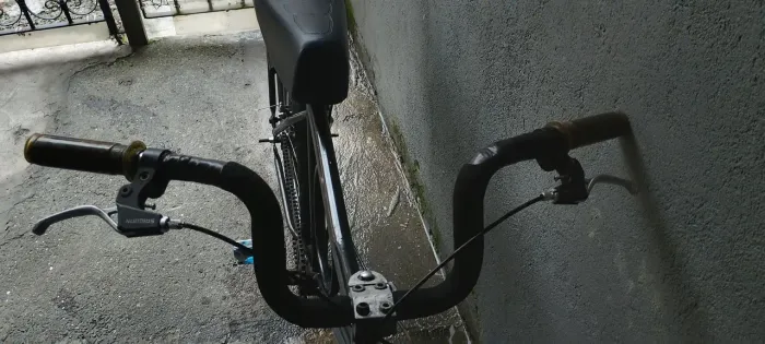Vende-se bicicleta aro 24 barra forte