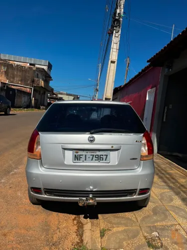 Fiat Palio ELX 1.3 MPI Flex 8V 4P 2005