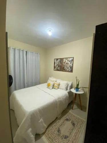 Quarto mobiliado em Aruana