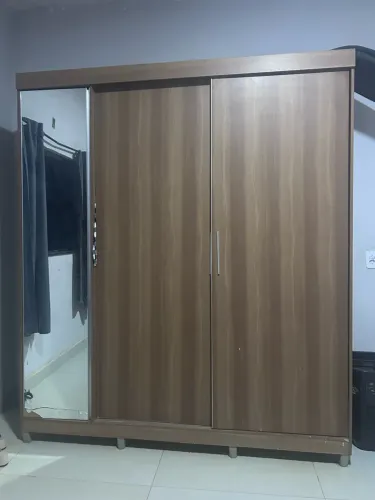 Guarda roupa casal