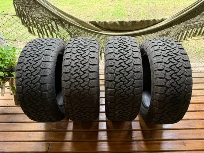 Pneus Sunset Tire 285/55 R20