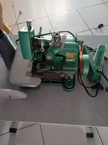 Máquina de costura chinesinha semi industrial