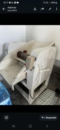 Vendo máquina de padaria 