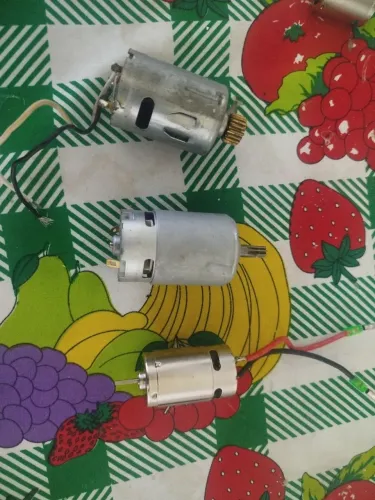 Vendo 3 motores rc para escala 1/10 / 1/16