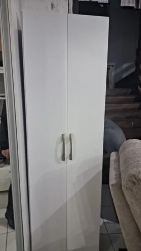 Multiuso 2 Portas com Pés Branco