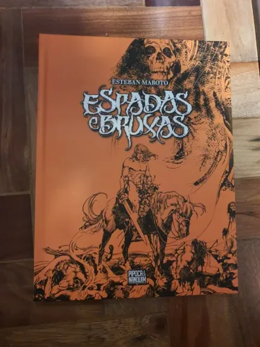 ESPADAS DE BRUXAS PIPOCA E NANQUIM