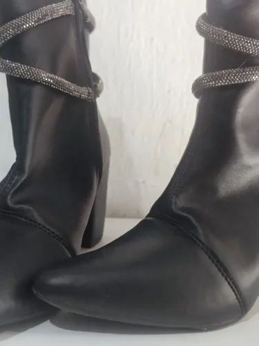 Bota ?37