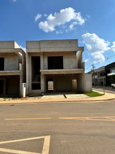 Sobrado de esquina c/ vista para o Lago no Lagunas Residencial, entrega no cinza