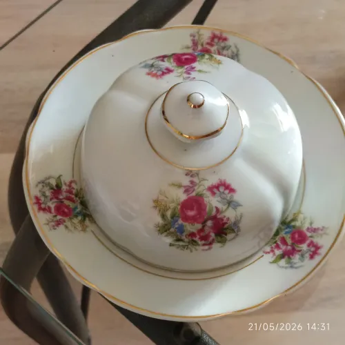 Manteigueira de porcelana Real de 1950