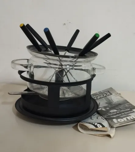 Aparelho de fondue completo ainda na caixa