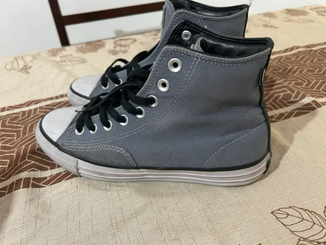 Tênis converse