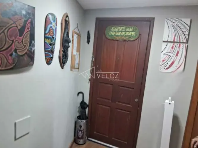 Apartamento - / Residencial / Catete