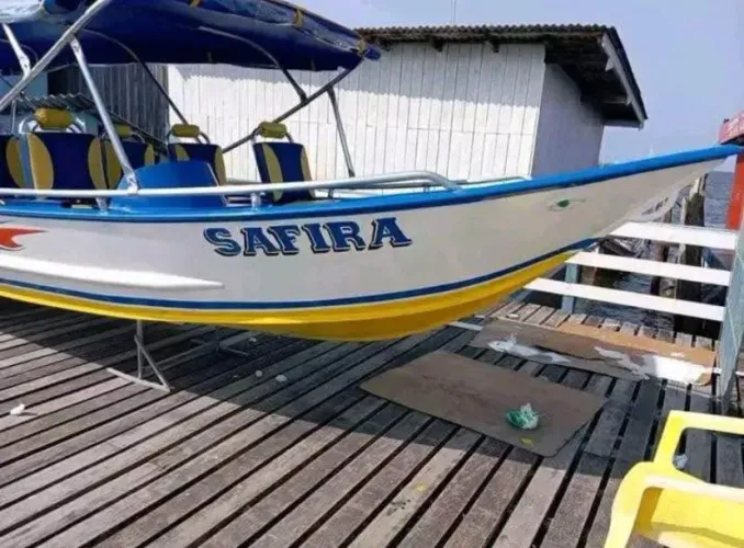Vende-se Lancha soldada Alumínio Naval 