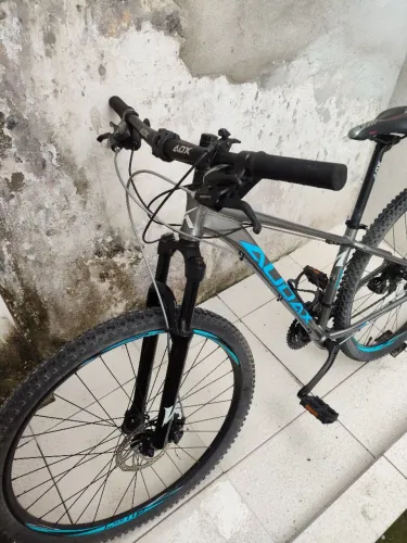 Bicicleta Audax toda Shimano, aro 29 tamanho 15.