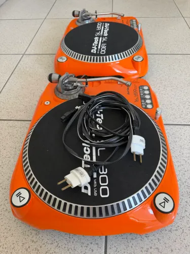 Par de Toca-Discos DJ-Tech SL-1300 MK6 USB - Direct Drive