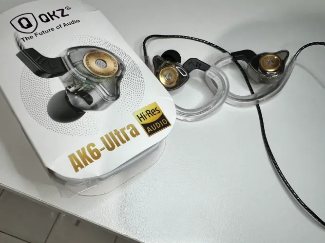Fone QKZ AK6 Ultra Novo na Caixa