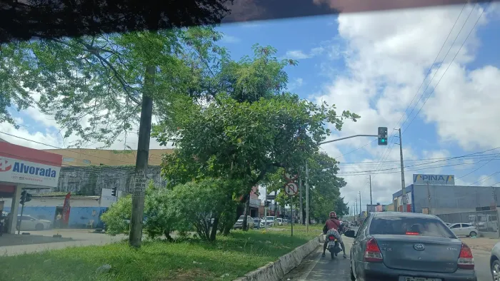 Ponto Comercial, Avenida dos Africanos