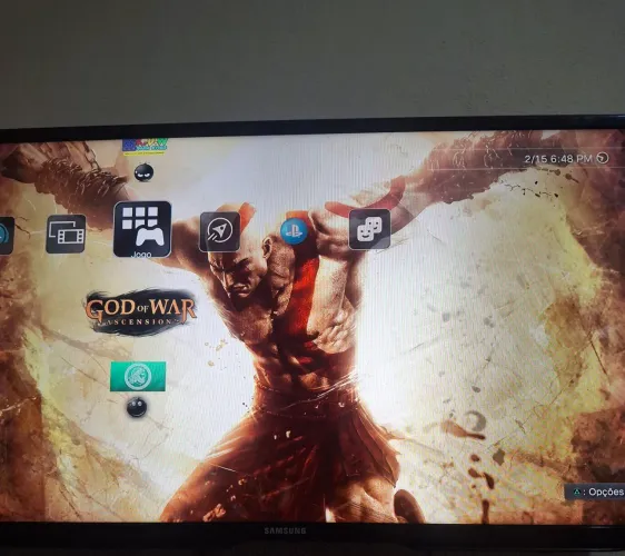 Vendo ps3 slim desbloqueado 