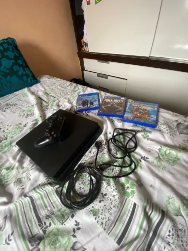 Ps4 slim