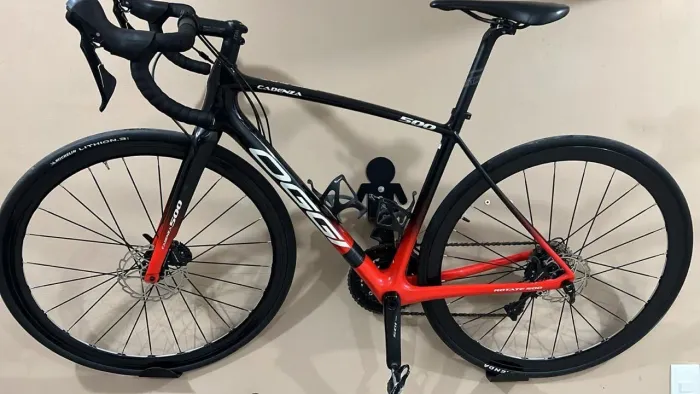 Bicicleta OGGI CADENZA 500 CARBON - SHIMANO 105 - 2022