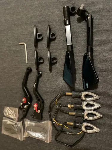 Kit de Acessórios Esportivo para Moto Universal