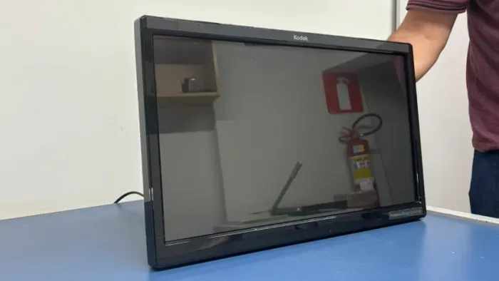 Monitor Kodak 17' Touch Screen
