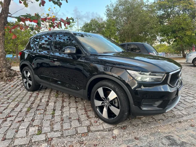 Volvo XC40 T-5 Momentum 2.0 252cv AWD 2020
