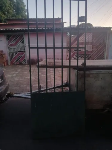 Portão 2,30 por 90