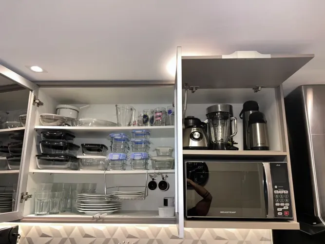 Armário aéreo planejado com Led 