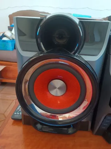 Aparelho de som. SAMSUNG. Usado, precisando de reparos ou configuração. CD/K7/USB/AM/FM.
