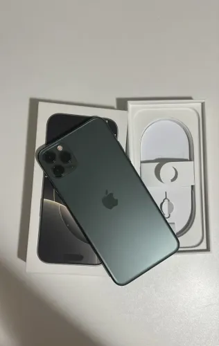 iPhone 11 Pro Max - Excelente Estado