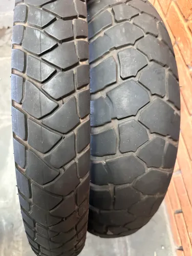 Par de Pneus para Moto GS, Tiger, Scrambler