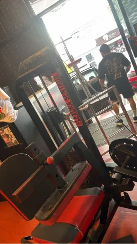 Maquina de academia