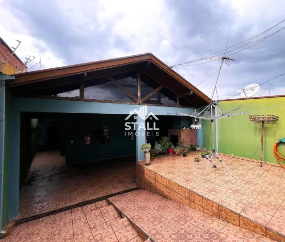 Casa á venda no bairro Cic