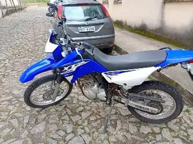Vendo lander bem conservado ano 2015/2016