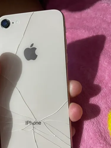 iPhone 8 normal 64gb