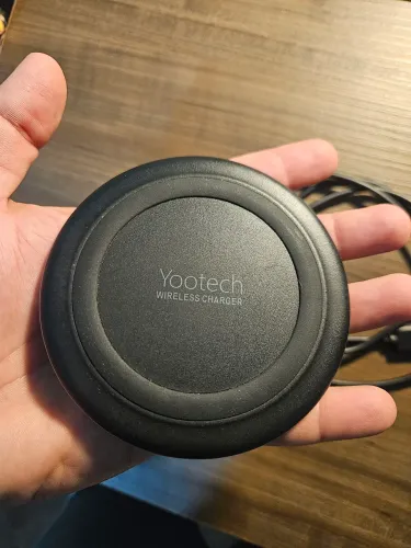 Carregador por indução Yootech