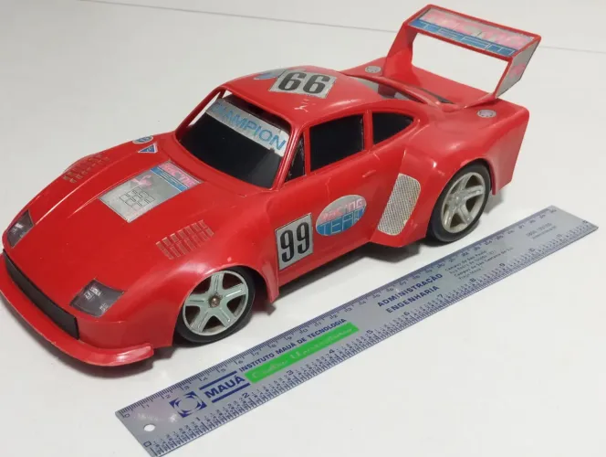 Miniatura Ferrari antiga (30cm)