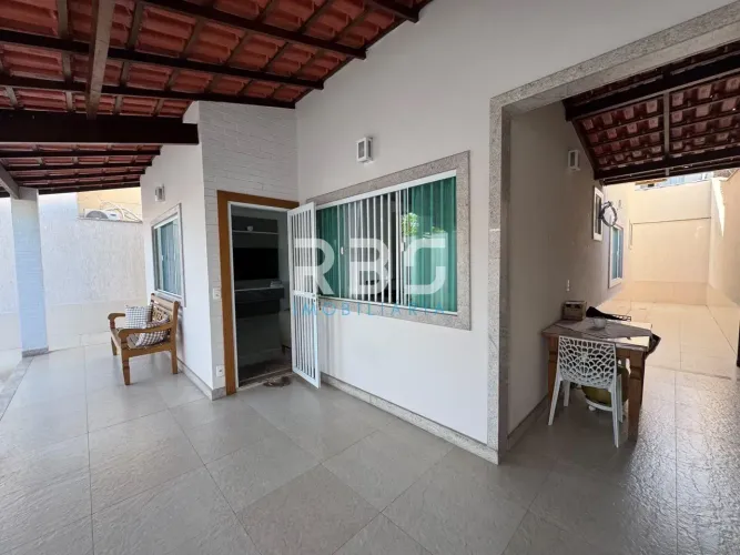 Casa com 3 quartos, 1 suíte, 2 vagas à Venda em Morada de Laranjeiras Excelente