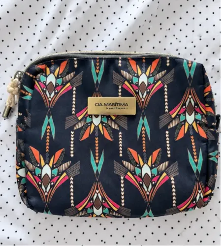 NECESSAIRE CIA. MARÍTIMA BEACHWEAR ESTAMPADA