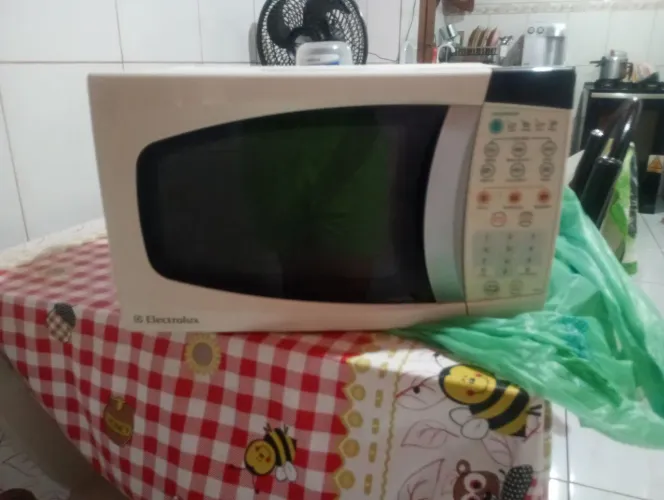 Microondas 25 litros 