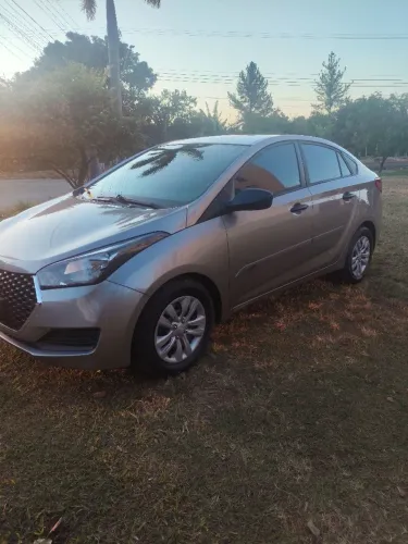 Hyundai HB20S Unique 1.0 Flex 12V Mec. 2019