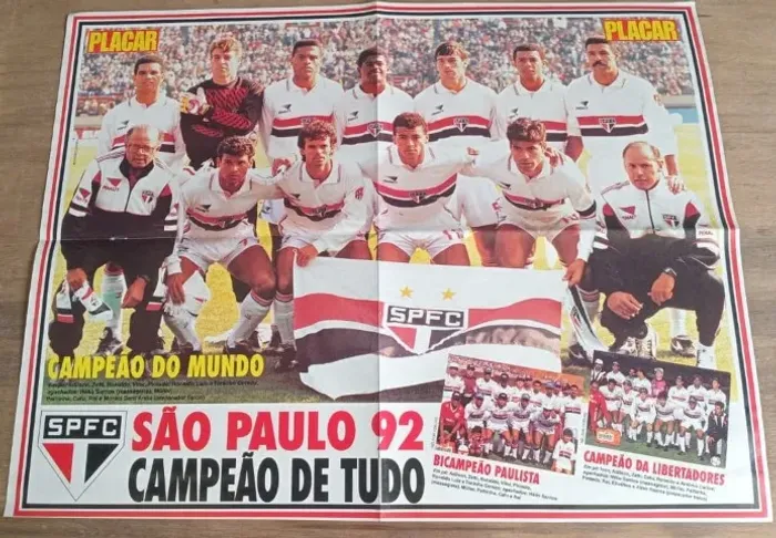 pôster placar original são paulo campeão do mundo e vasco -medindo 53 x 42cm.