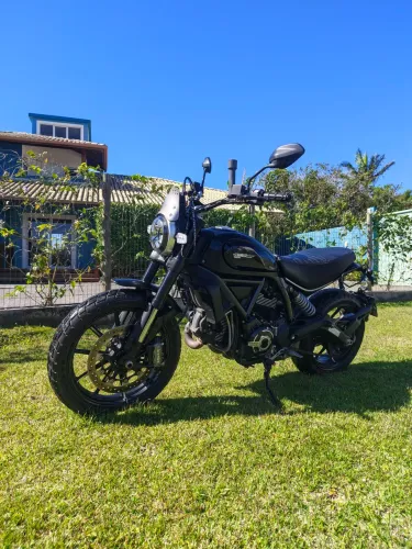 Ducati 800 Scrambler 2023 Black Edition